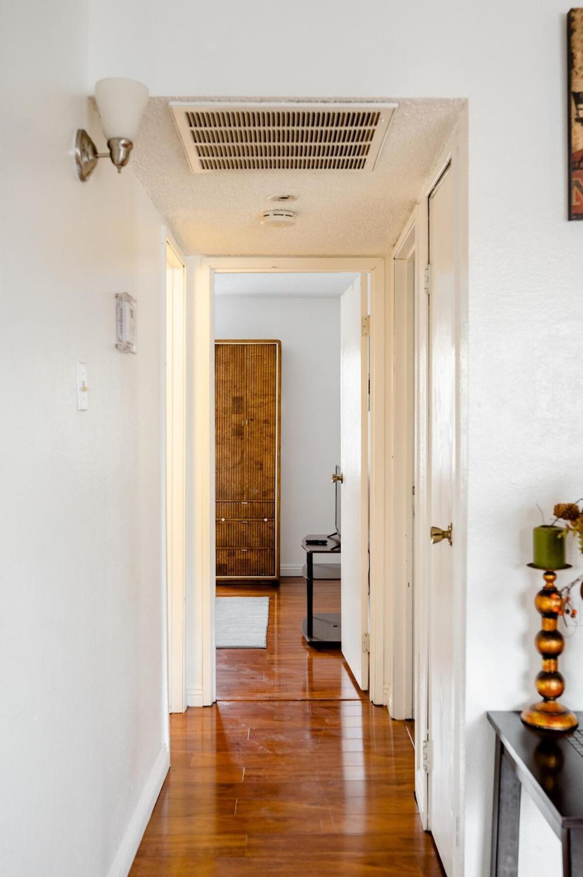 Apartment 2 Bedroom Unlv, Thomas Mack